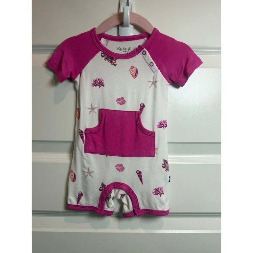 22.Kyte Baby Seashell Bamboo Romper Pink White Short Sleeve 3-6 Months